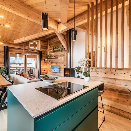 Pamir - By Emerald Daire