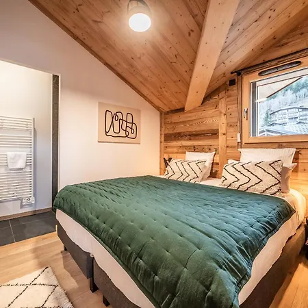 Pamir - By Emerald Apartamento *